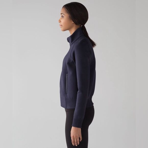 Lululemon NTS Jacket Spacer Stretch in Midnight Navy / Black RARE - Picture 3 of 11